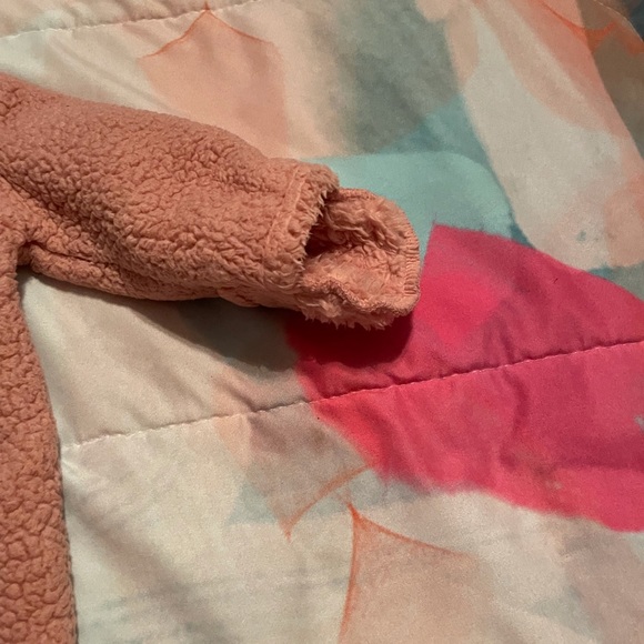 Carter’s Pink Sherpa Pram Size - 3 months - Picture 4 of 4